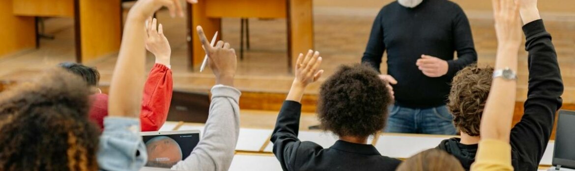 How do I improve clarity in an informative essay?