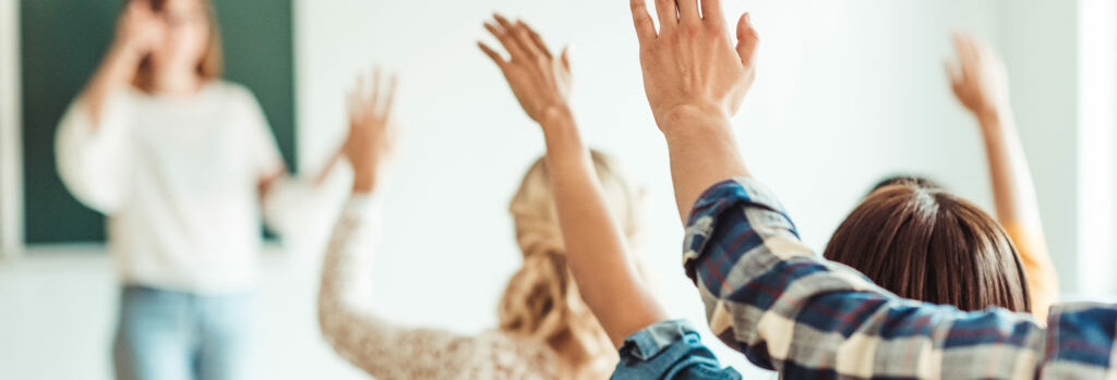 What Makes an Essay Introduction Strong and Engaging?