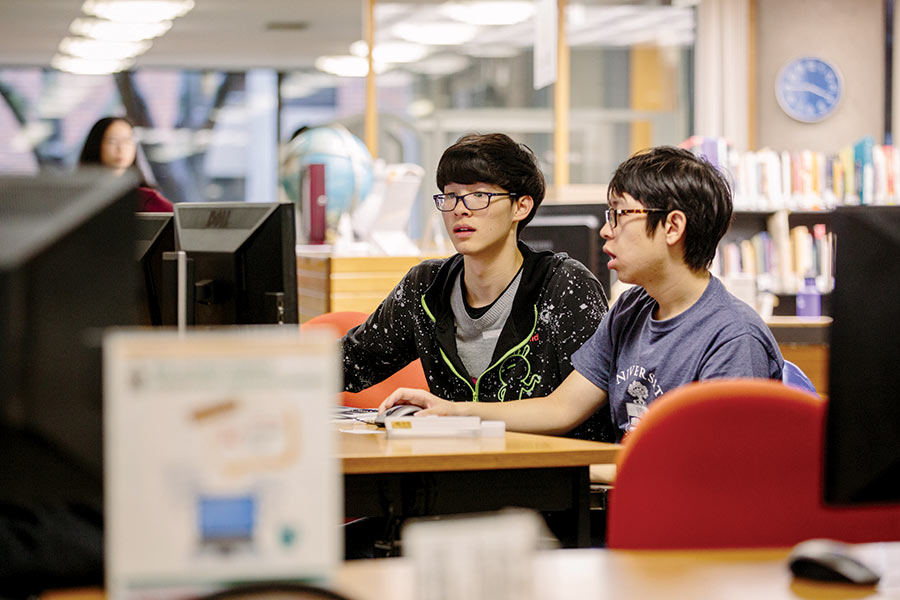 Choosing the Best Topic for Your College Essay Successfully